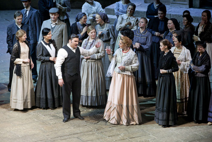 Passie en Drama: Opera Cavalleria Rusticana in de Schijnwerpers