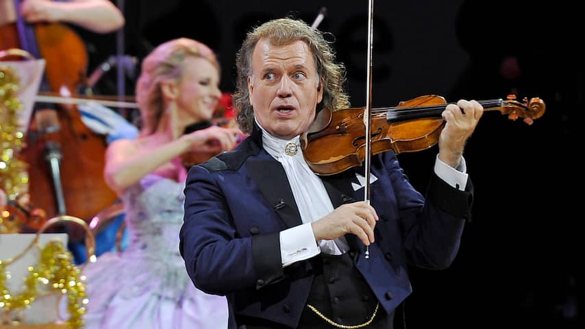 Betoverend Optreden: Het Orkest van André Rieu in de Schijnwerpers