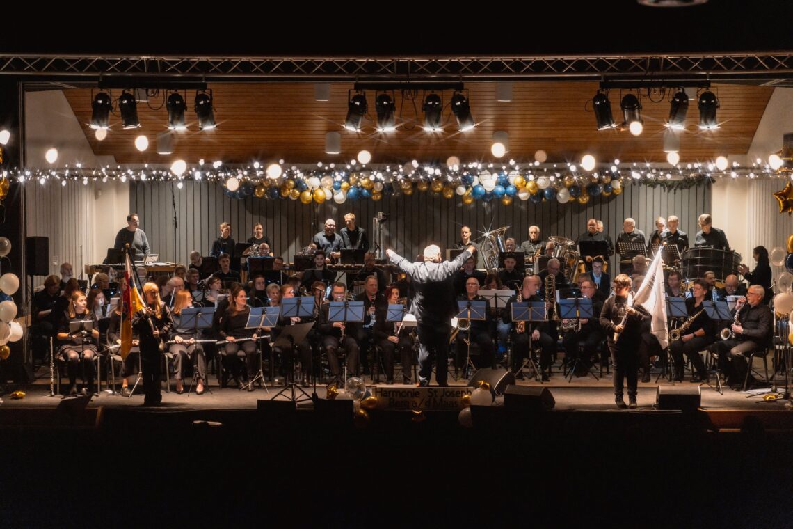 De Magie van het Harmonie Orkest: Een Symfonie van Klanken
